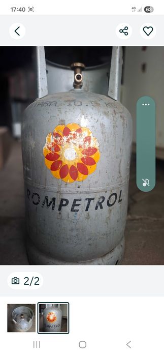 2 butelii cu guler  180 lei