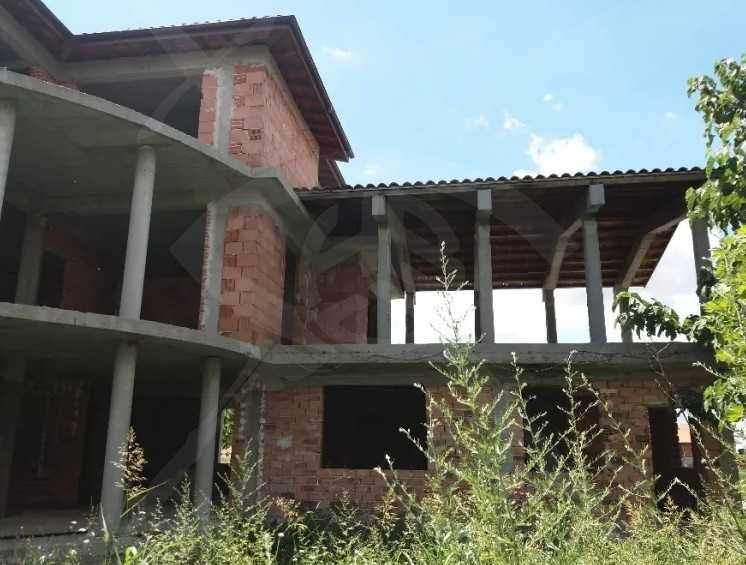 Продава се Къща в с. Белащица, Област Пловдив - 360 кв.м за 1098 €/кв.м - Снимка #2
