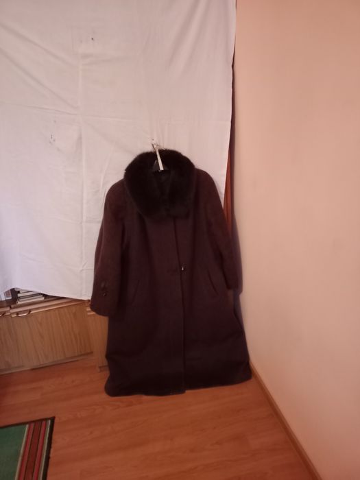 Продаю длинное зимнее пальто размер 60 фирмы "Berghaus""