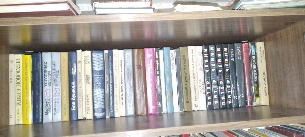 Продам много разных книг