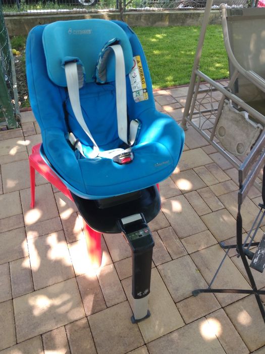 Scaun auto Maxi Cosi isofix și sistem