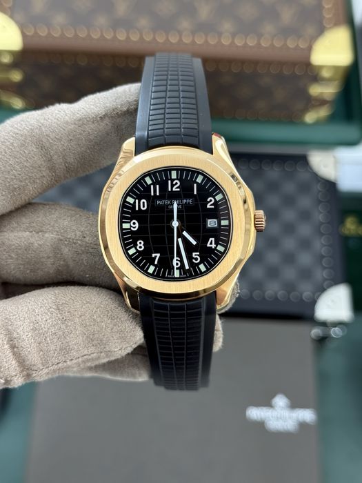 Patek Philippe Aquanaut Gold