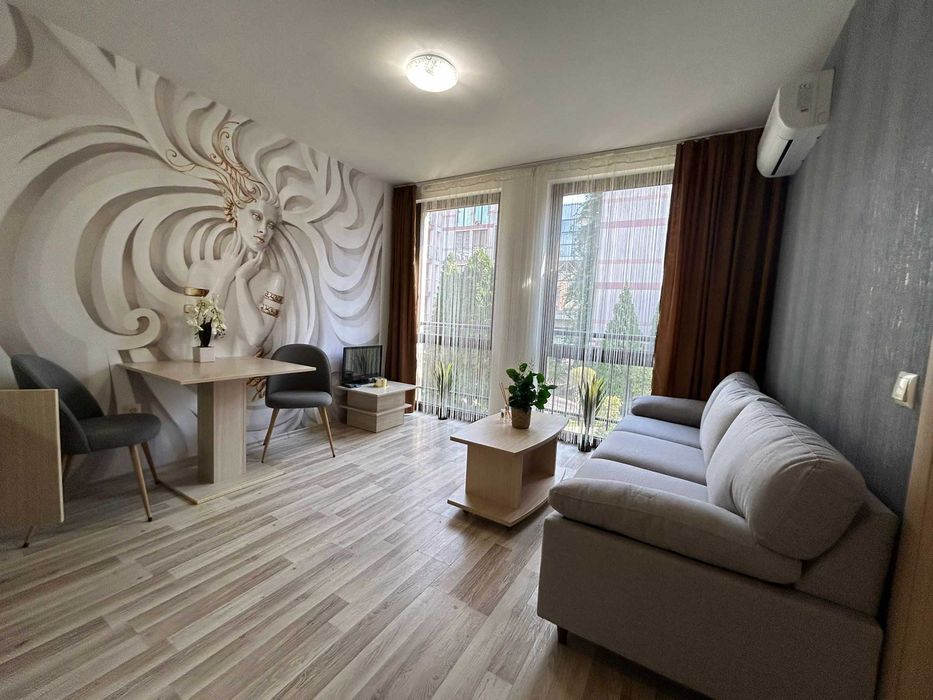 Стилен двустаен апартамент  в к-с „Тарсис“