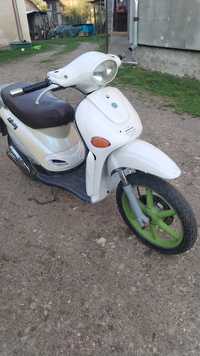 Vând scuter Piaggio liberty