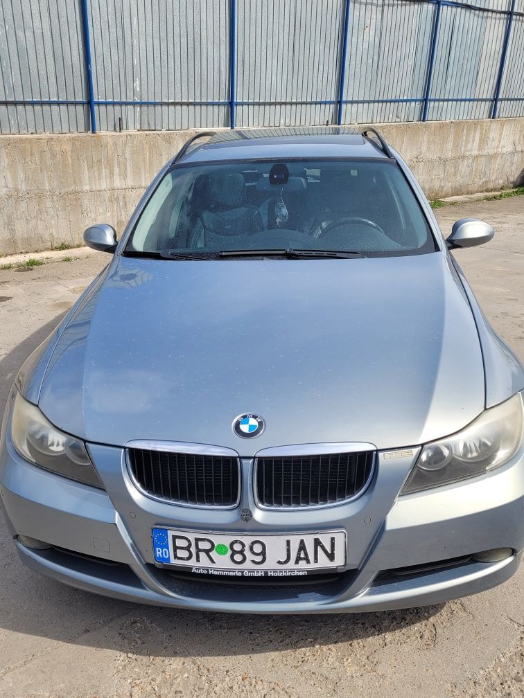 BMW 318 e91 an 2006