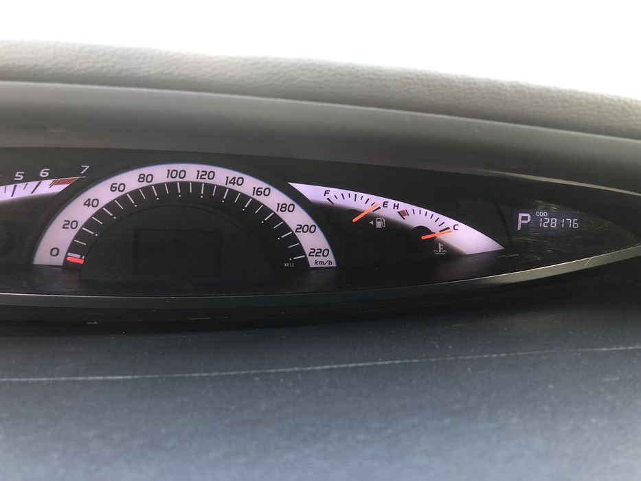 Toyota PREVIA S dubai variant