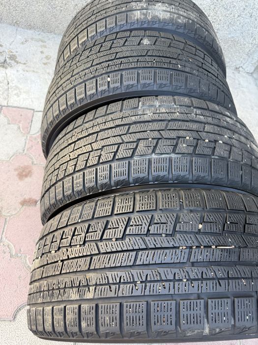 Продается зимние шины.