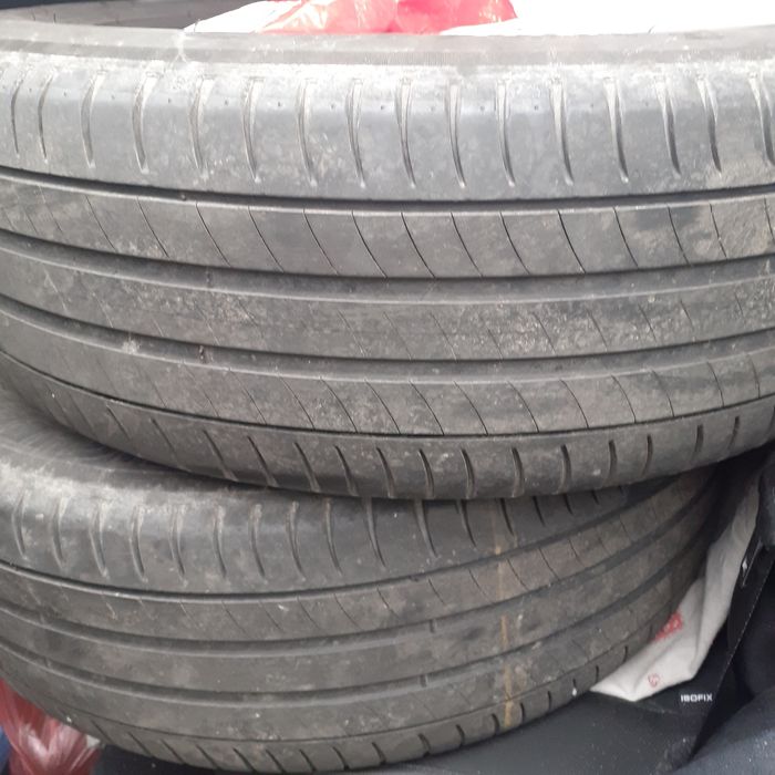 De vanzare cauciucuri 215/60 R17