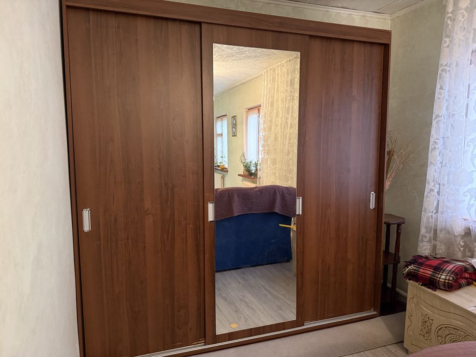 Продается шкаф купе