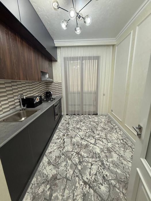 Istanbul City Продается 2 комнатная квартира ремонт Яккасарай