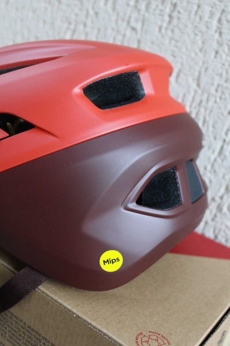 Specialized Camber Mips casca MTB - rosu - marime L(58-62cm)