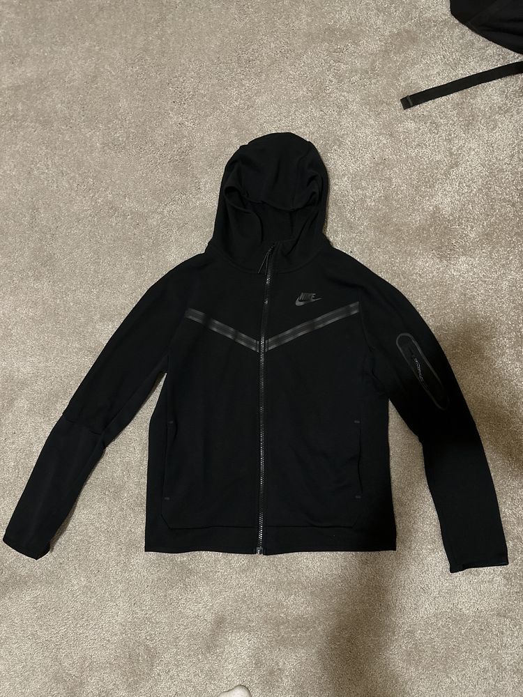 Суичър Nike Tech Fleece