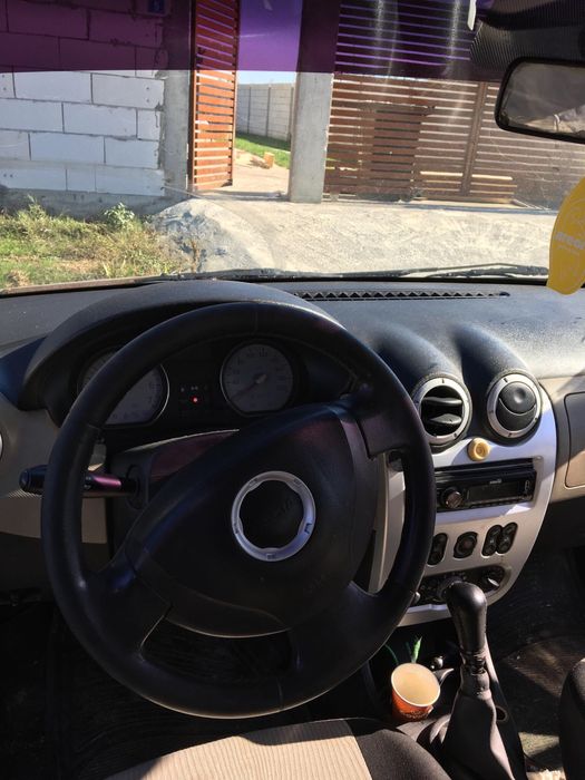 Logan 1.6 16v - 550k