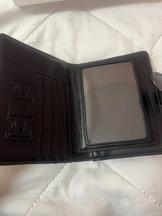 Ново портмоне guess