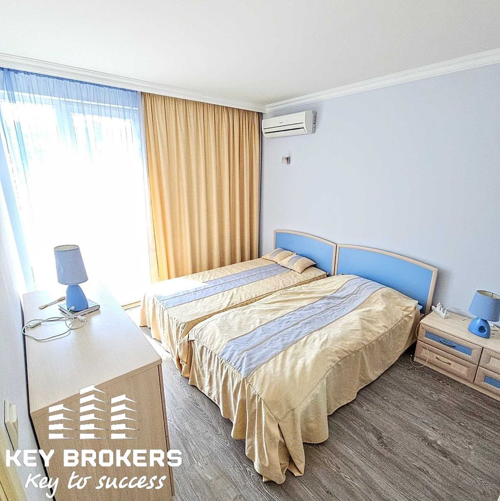 Продава се Многостаен апартамент в Поморие - 155 кв.м за 2388 €/кв.м - Снимка #8
