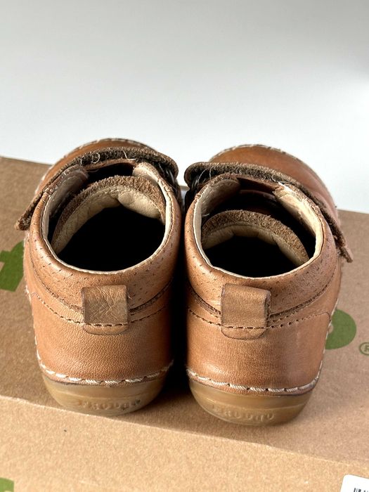Боси обувки Froddo за прохождащо дете