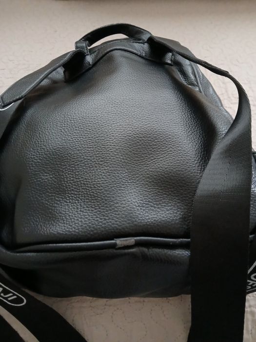 Удобна раница на guess