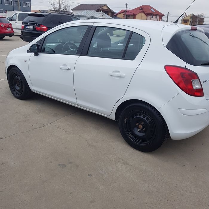 Vînd opel corsa 1,3 diesel