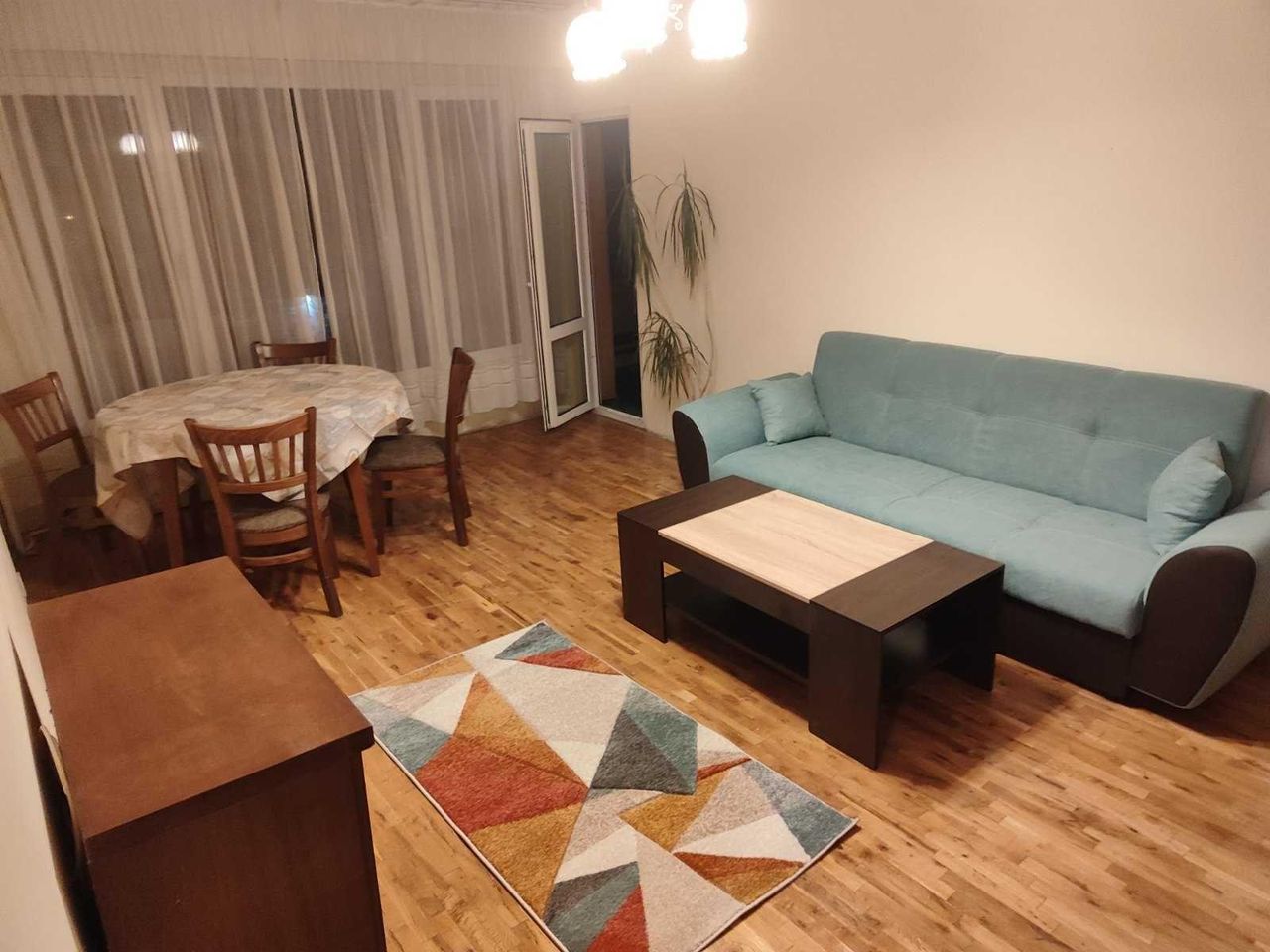 Дава се под наем Двустаен апартамент в София, Полигона - 70 кв.м за 500 € - Снимка #2