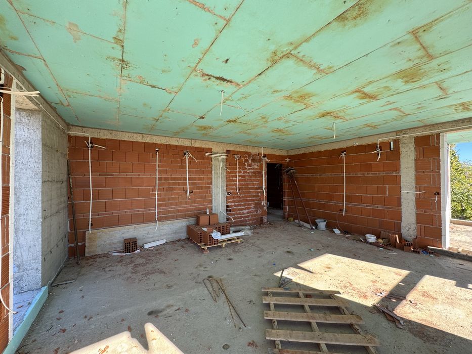 Продава ново строителство в гр. Казанлък