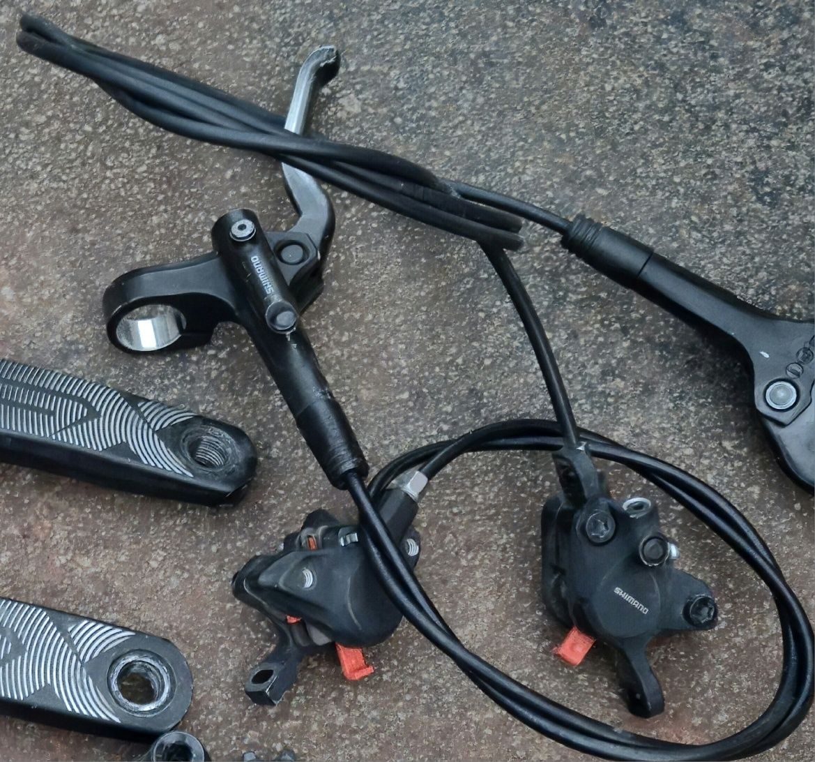 Frane hidraulice Shimano MT 200 - bonus 2 discuri centerlock