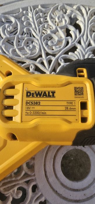 fierastrau sabie dewalt dcs382 brushless