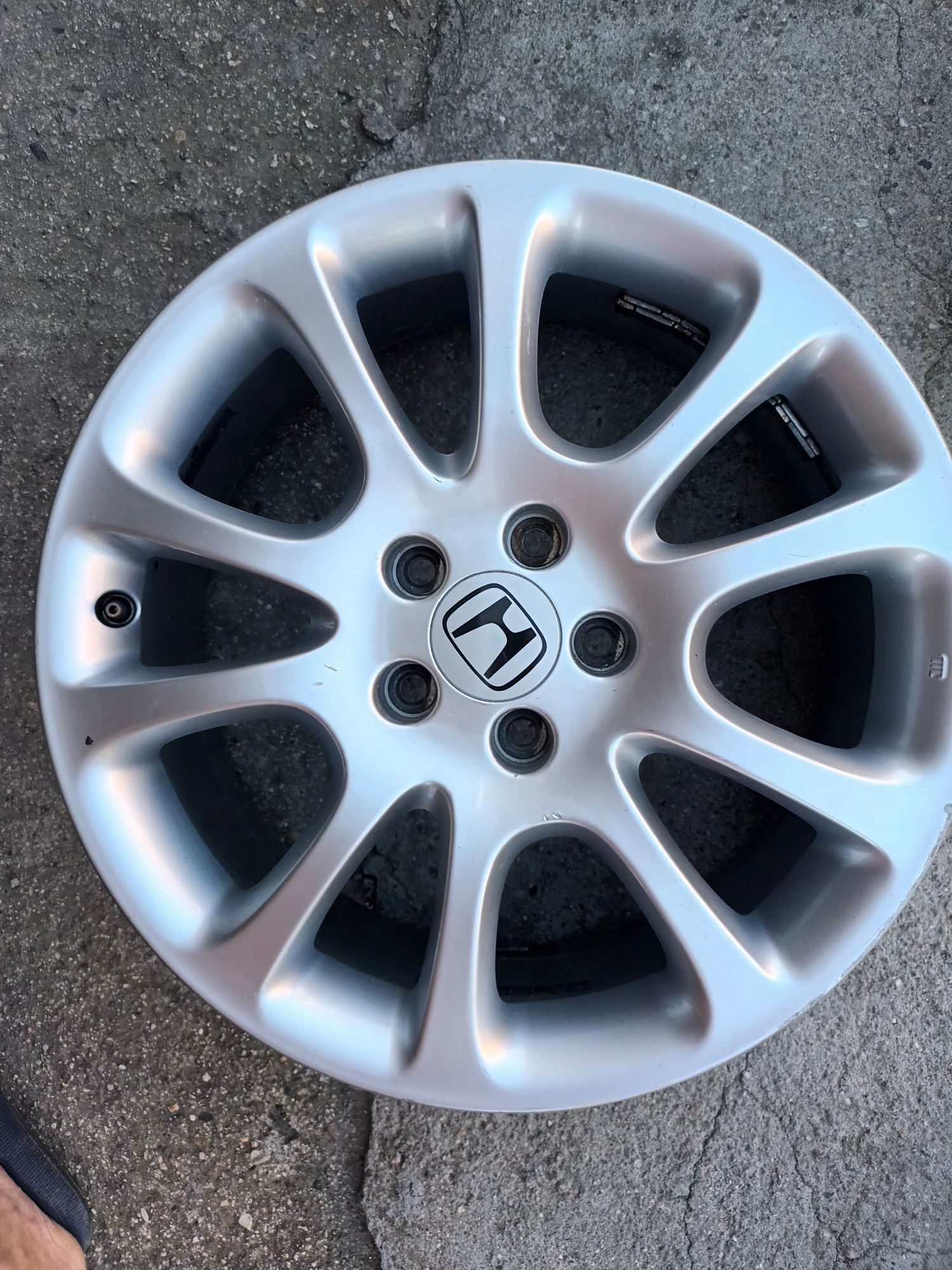 Продавам Оригинални Джанти за Хонда CRV 18Х7J ET50