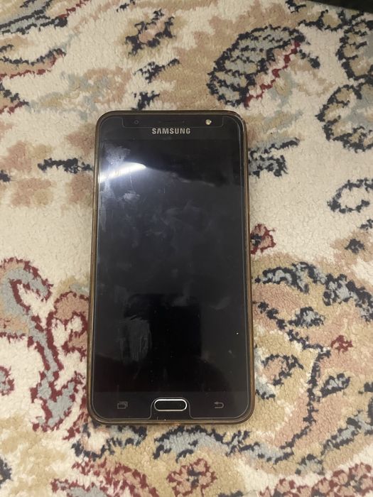 Смартфон Samsung Galaxy