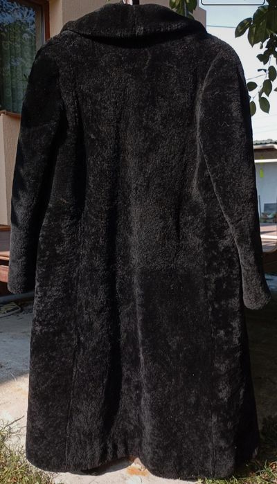 Blană naturală neagră