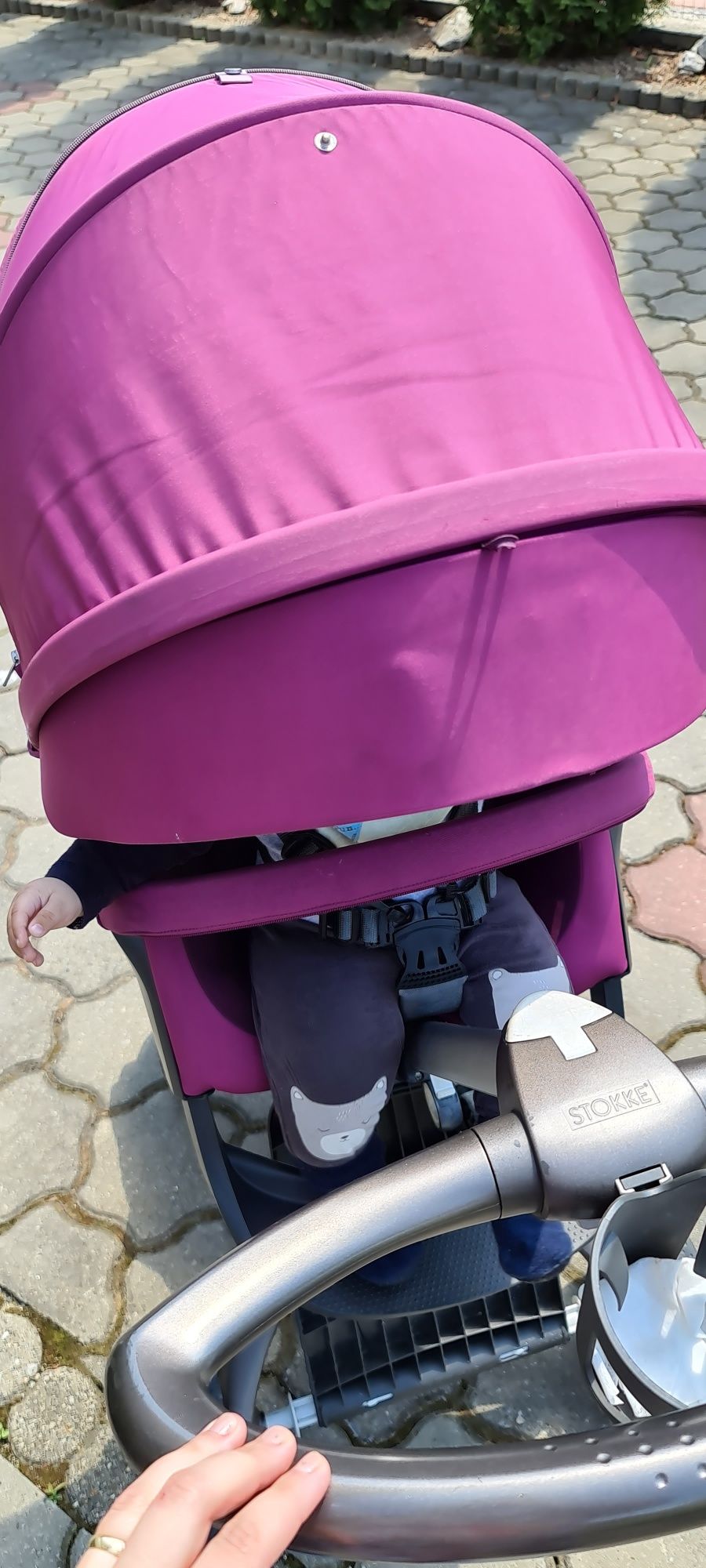 Urgent!!!Carucior stokke v4 mov