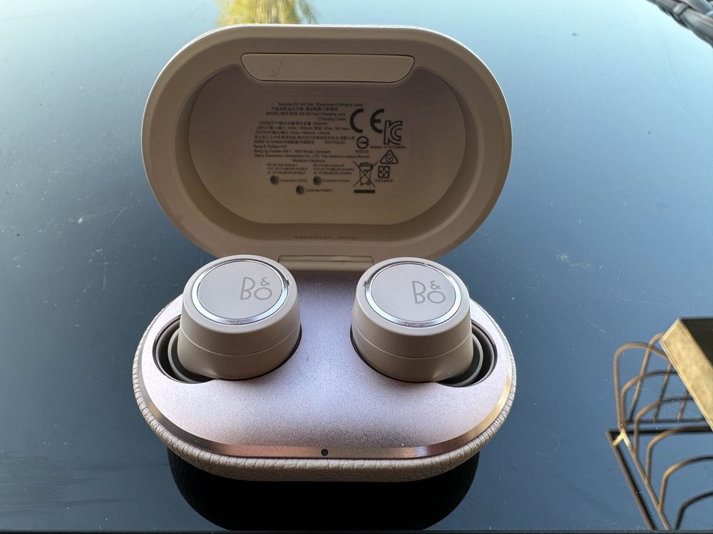 Безжични слушалки B & O