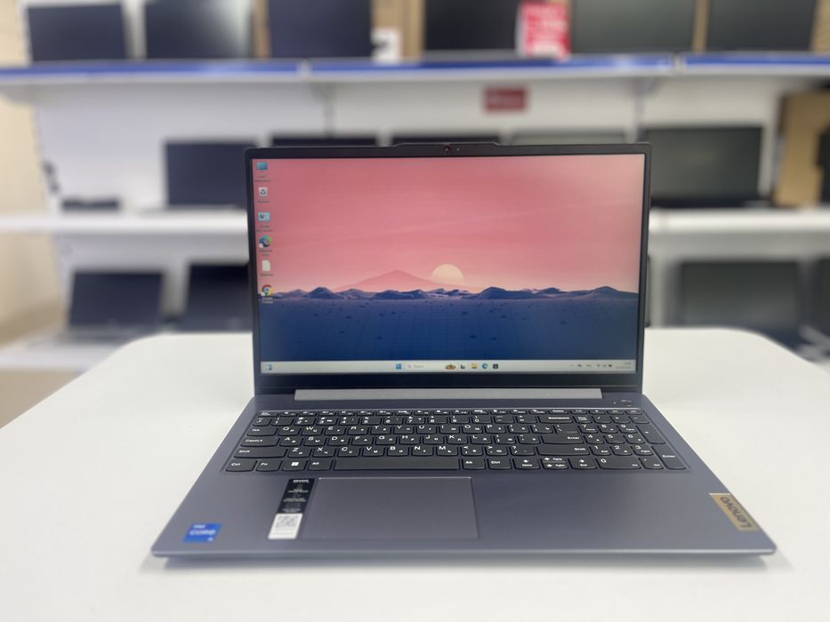 Ноутбук Lenovo Idepad Slim 3
