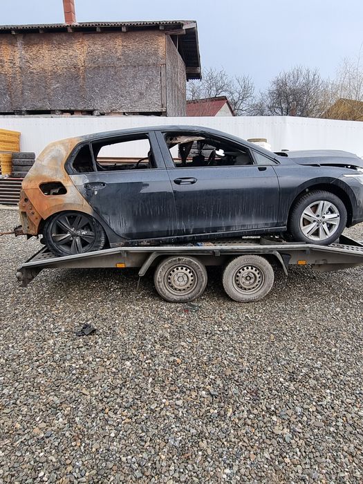 Dezmembrez golf 8 2.0 tdi