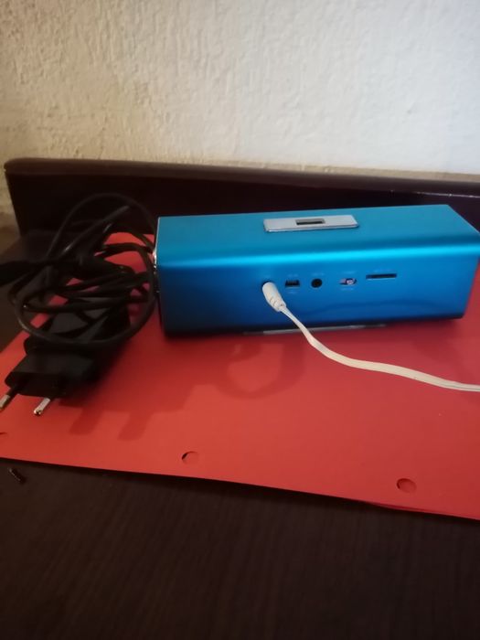 Vând aparat de radio stereo Orion