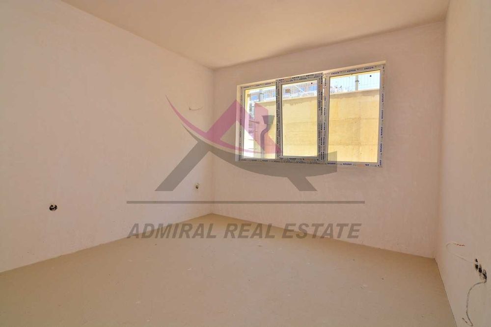 Продава се Двустаен апартамент в Варна, Възраждане 1 - 76 кв.м за 1093 €/кв.м - Снимка #2