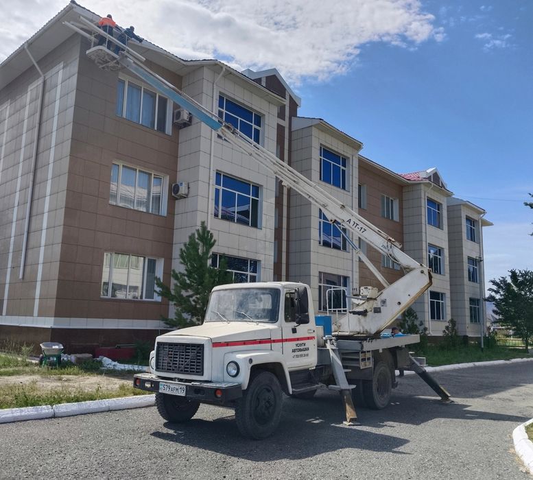 Аренда автовышки. Услуги Автовышки (АГП) Кобра. Аренда Автовышки