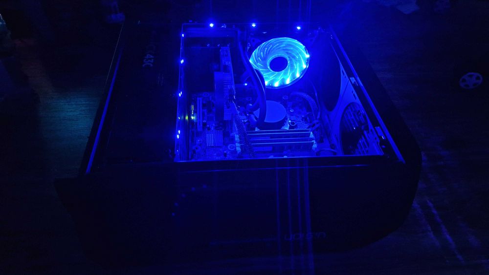 PC Gaming i5 Racire Lichid/RGB/16GB/SSD+1TB/GTX 650/WiFi/W11 la 450lei