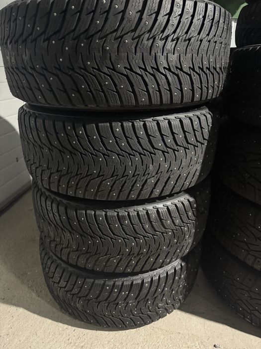 Титанки шины в сборе 235/45 R18 5x114.3 Toyota
