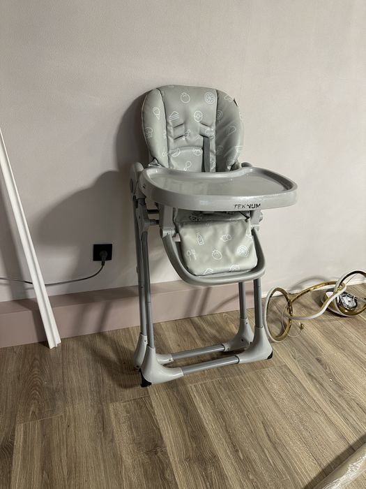 Стол для ребенка