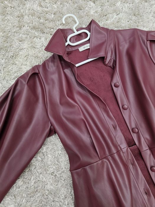 Кожена рокля бордо