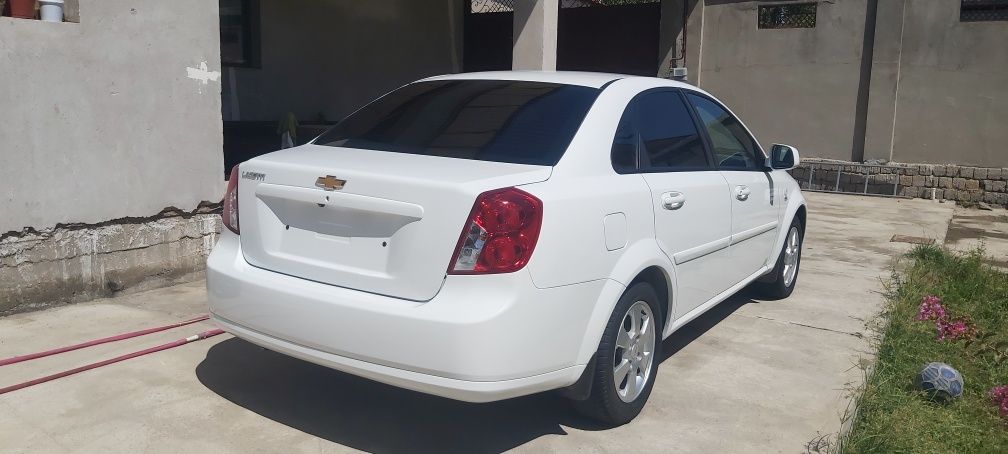 CHEVROLET Lacetti Автомат 2022 йил.