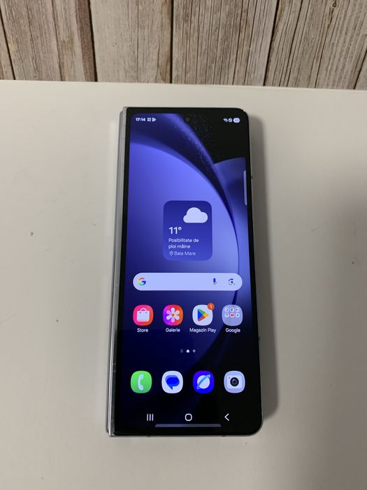 Samsung Z Fold 5