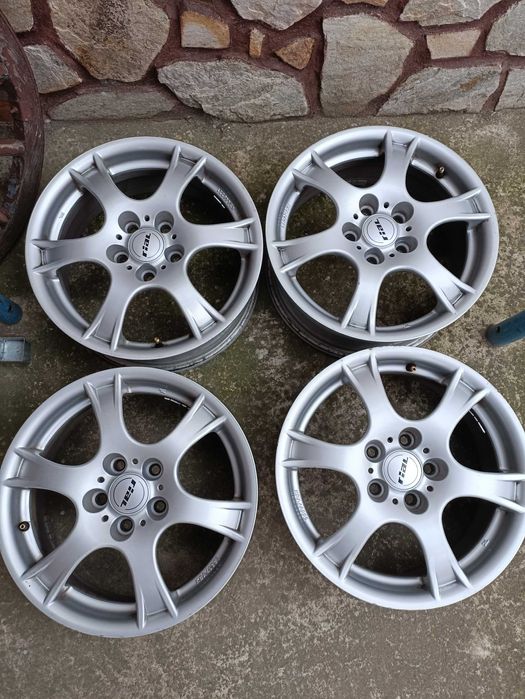 Продавам 4бр.алуминиеви джанти 16-ки за Рено Меган-Лагуна 5х108