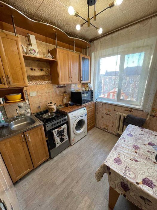 Продажа 2-комнатной квартиры Каирбекова 395 на 4 этаже