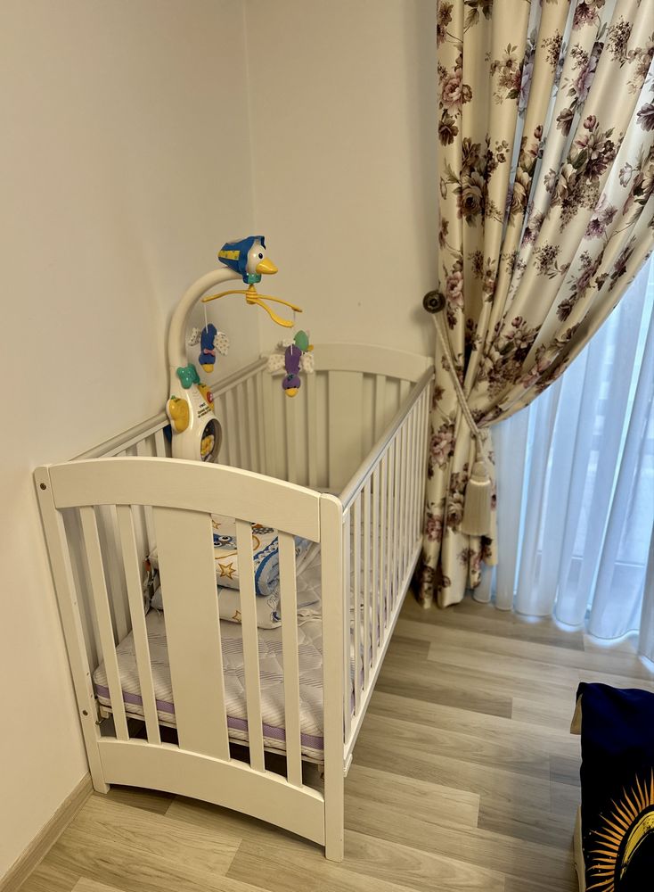 Pătuț din lemn bebeluși