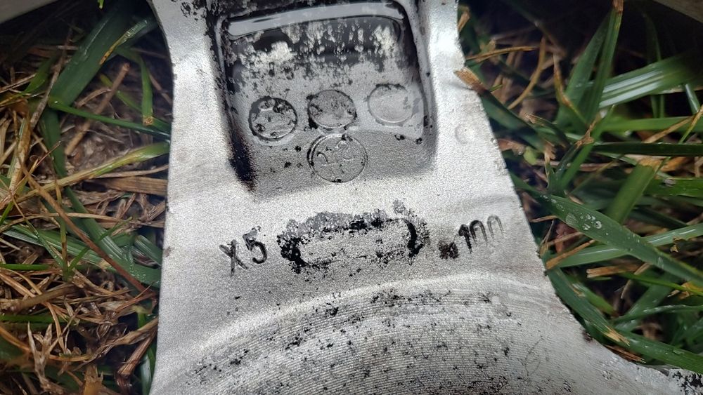 Jante R15 Dezent 5x100 ET38 cu Anvelope Hankook VP3 DOT 03/22