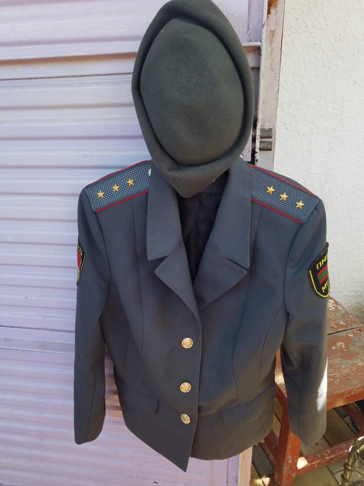Uniforma damă poliția sovietică URSS și caciula
