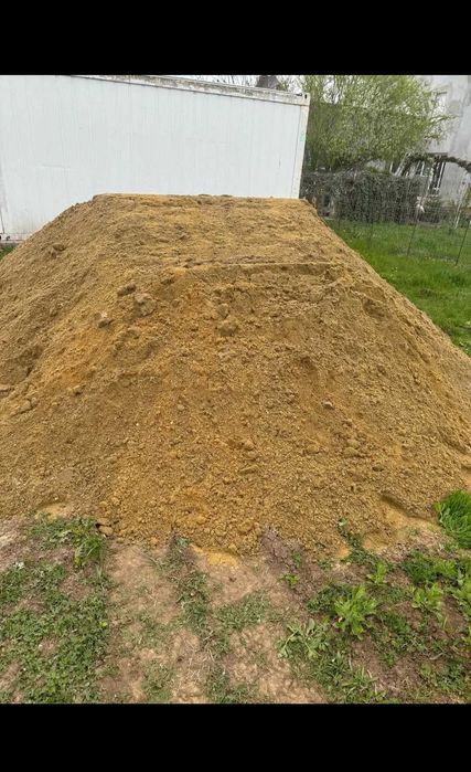 Vând chisai si pământ umplutura