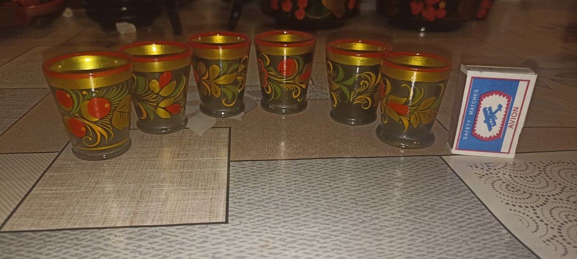 Продаю стопки Хохлома
