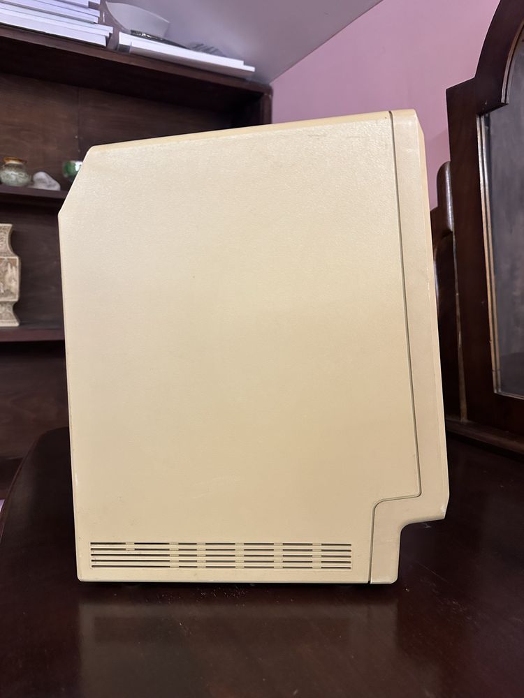 MACINTOSH Plus  A0001 Apple 1984г